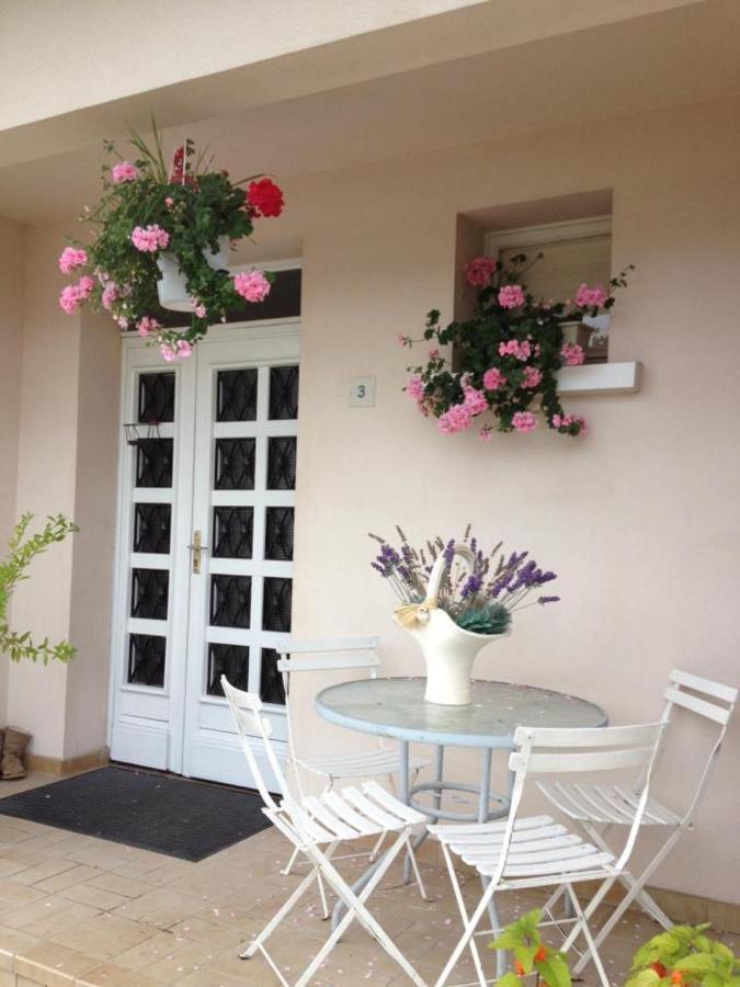 Les portes du vignoble Nuits-Saint-Georges Extérieur photo